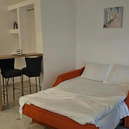 Appartement Jack Daniel Friends à Faliraki Extérieur photo