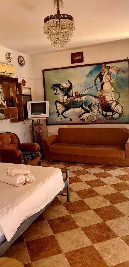 Appartement Jack Daniel Friends à Faliraki Extérieur photo