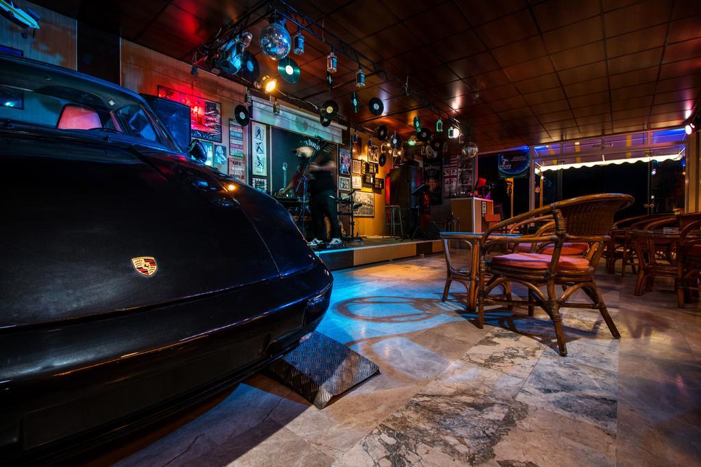 Appartement Jack Daniel Friends à Faliraki Extérieur photo